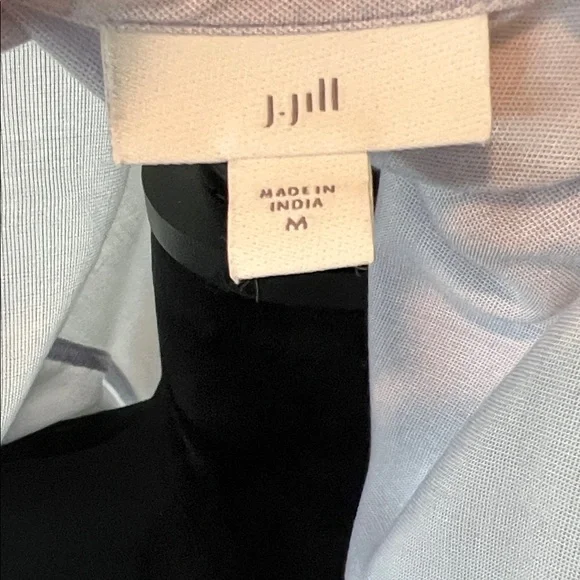 J.Jill Blue and White Embroidered Dress Button Down Pockets Size Medium - Picture 2 of 9